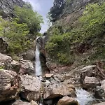 Bujtina Oxhaku I Lames Krujë